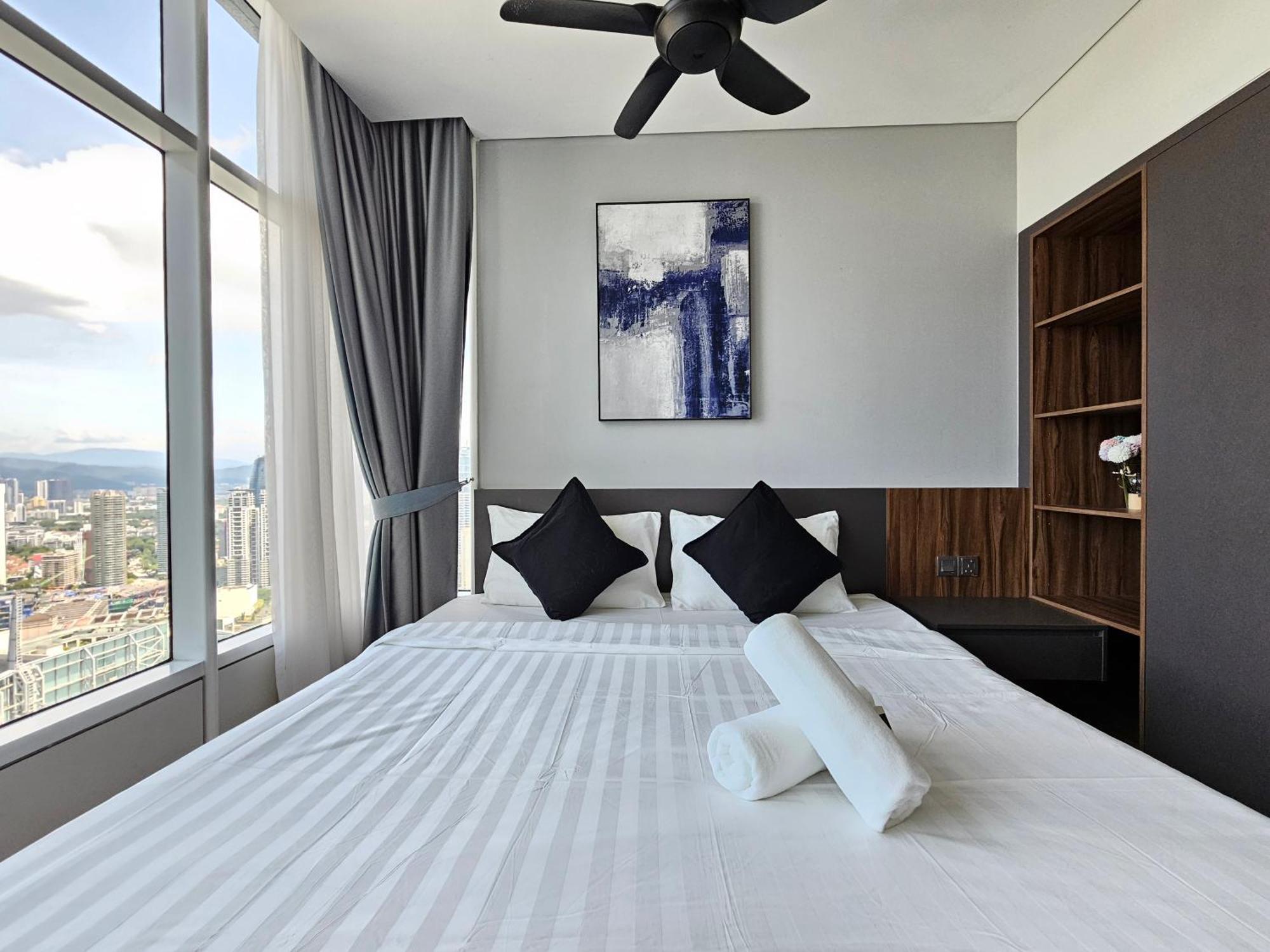 Sky Suites & Residence Klcc Куала Лумпур Екстериор снимка